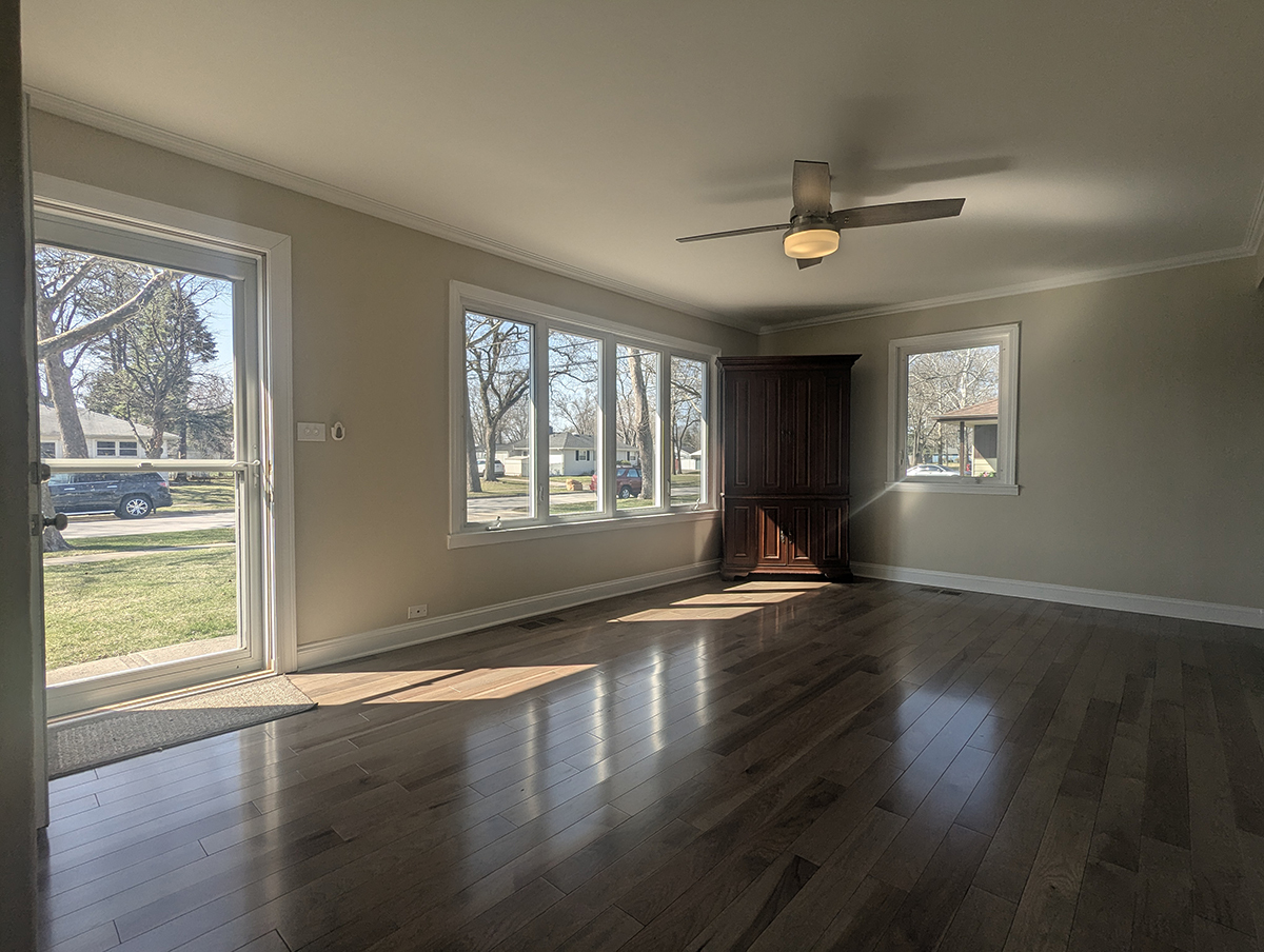 2404 Hawk Lane Rolling Meadows IL 60008