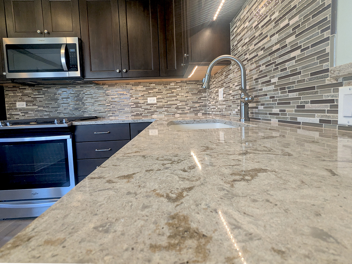 2404 Hawk Lane Rolling Meadows IL 60008