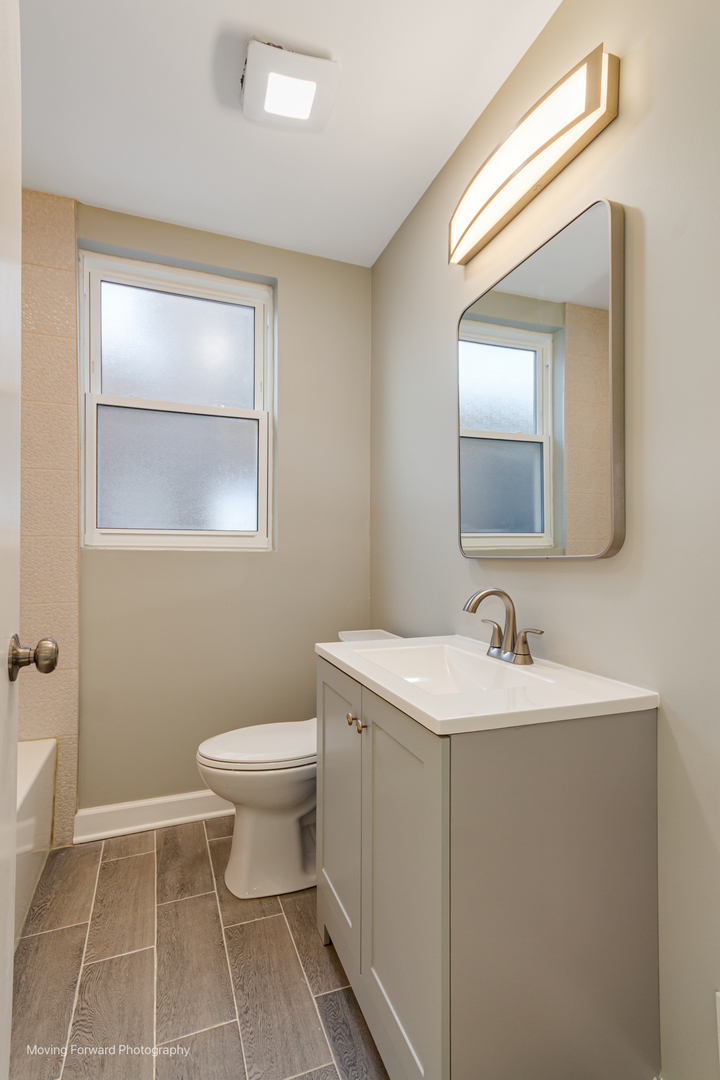 8367 South Baltimore Avenue Chicago IL 60617