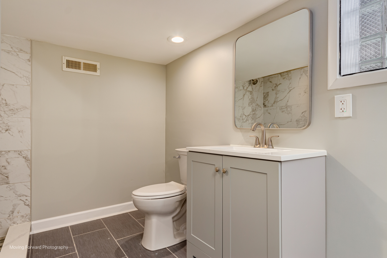 8367 South Baltimore Avenue Chicago IL 60617