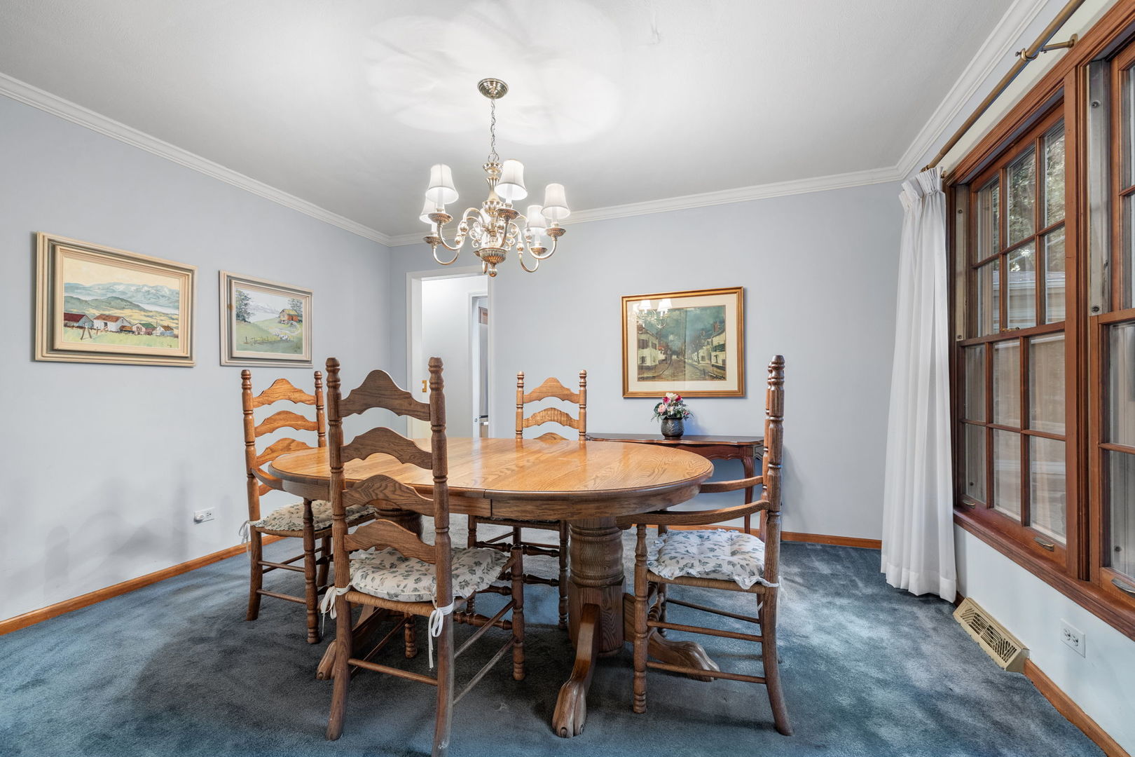 2S501 Seneca Drive Wheaton IL 60189