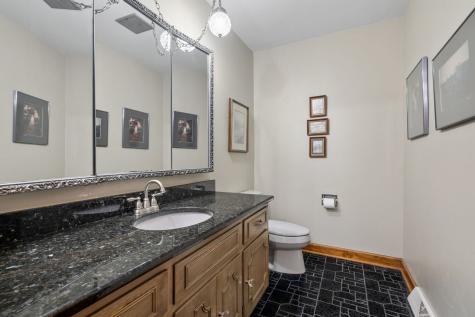 2S501 Seneca Drive Wheaton IL 60189