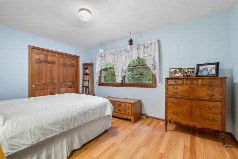 2S501 Seneca Drive Wheaton IL 60189