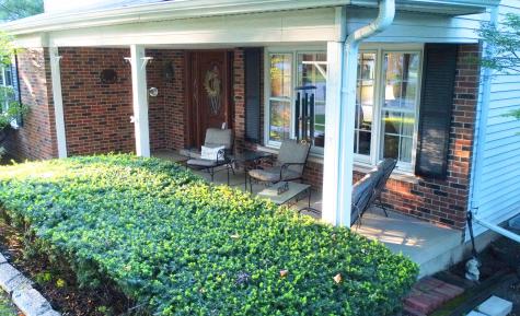 2S501 Seneca Drive Wheaton IL 60189