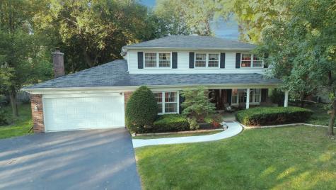 2S501 Seneca Drive Wheaton IL 60189