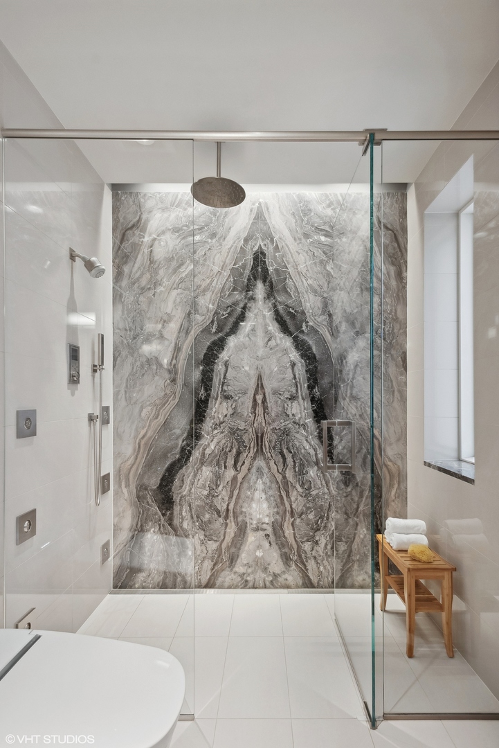 1540 North Dearborn Parkway Chicago IL 60610