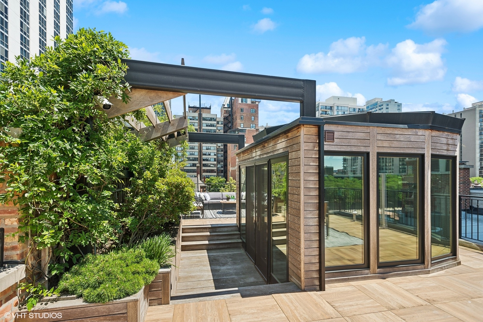 1540 North Dearborn Parkway Chicago IL 60610