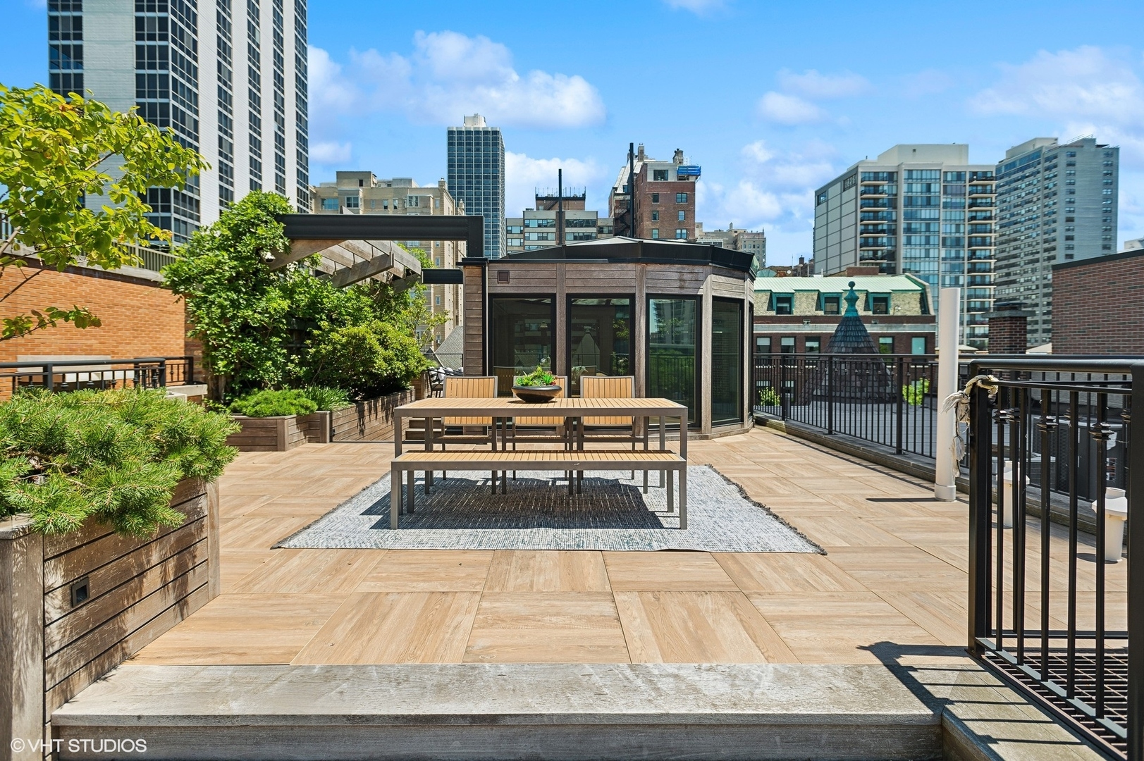 1540 North Dearborn Parkway Chicago IL 60610