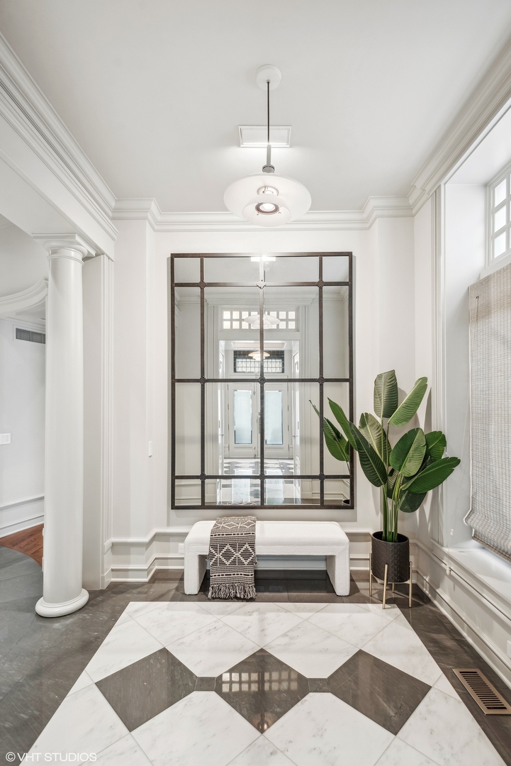 1540 North Dearborn Parkway Chicago IL 60610