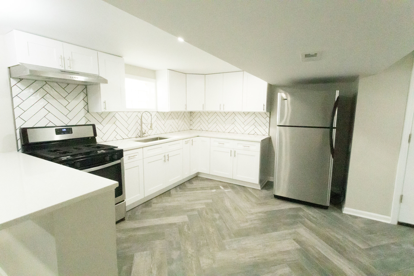 2252 West 71st Street Chicago IL 60636