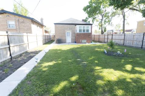 2252 West 71st Street Chicago IL 60636