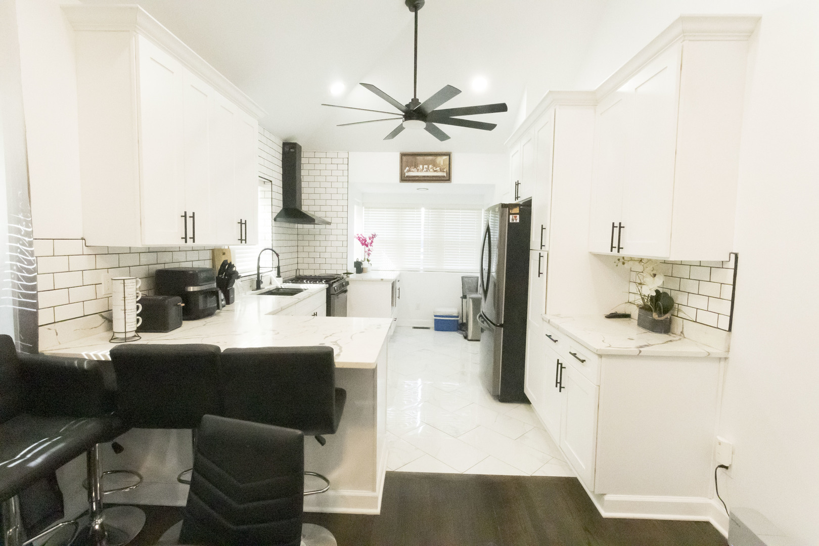 2252 West 71st Street Chicago IL 60636