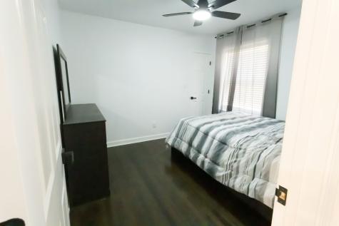 2252 West 71st Street Chicago IL 60636