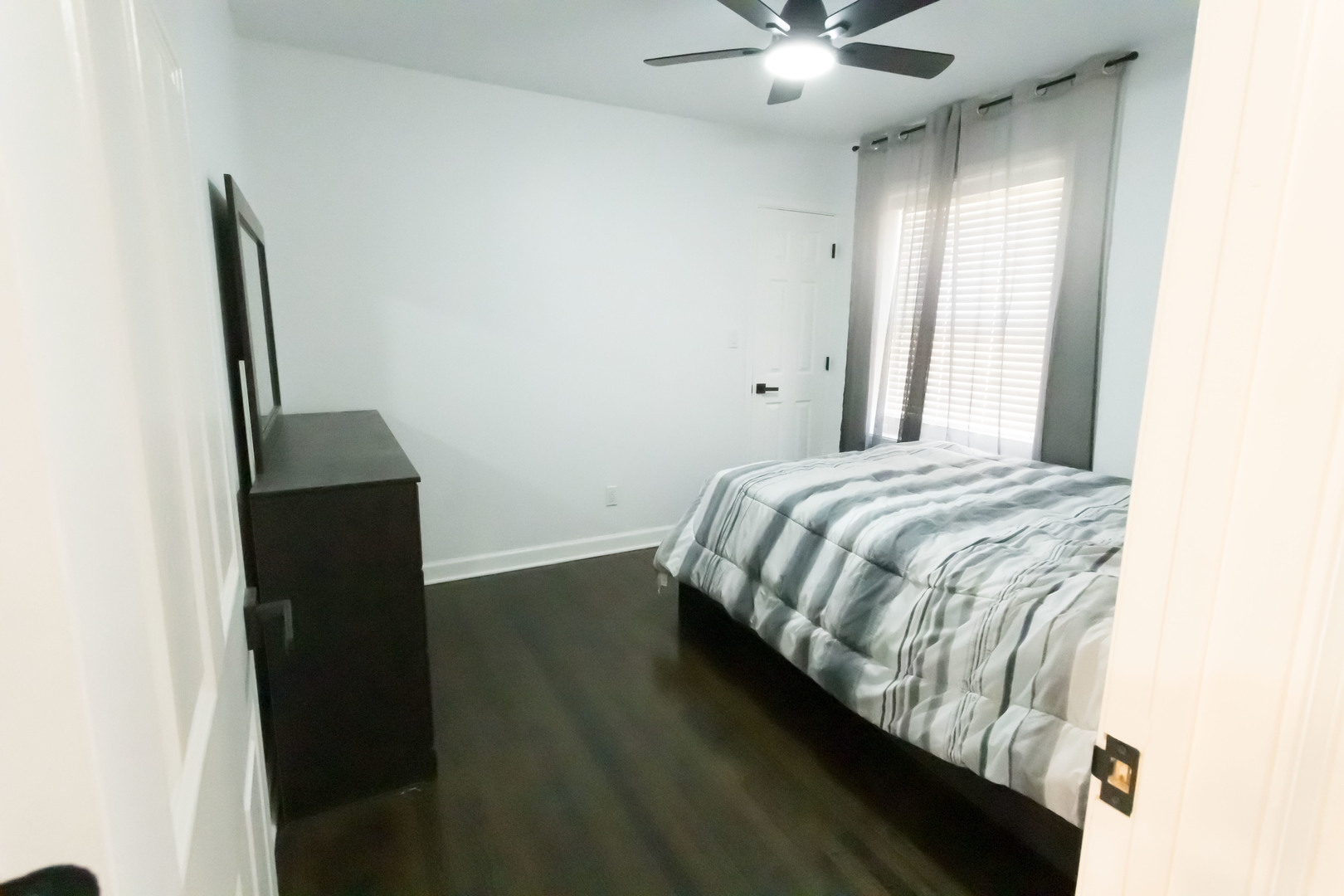 2252 West 71st Street Chicago IL 60636