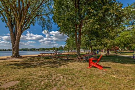 10625 Red Leaf Circle Lakewood IL 60014