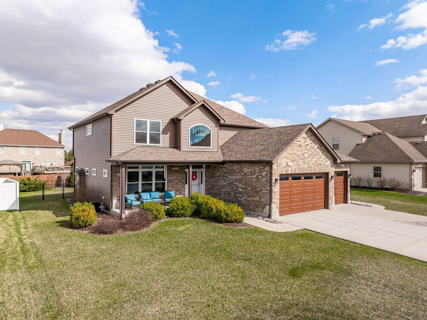311 West Frontier Drive Minooka IL 60447