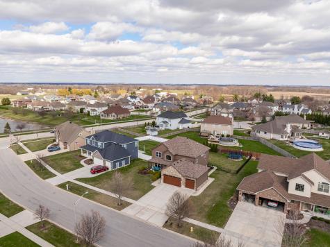 311 West Frontier Drive Minooka IL 60447