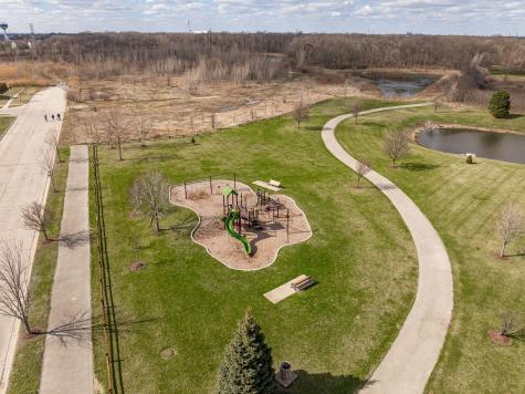 311 West Frontier Drive Minooka IL 60447