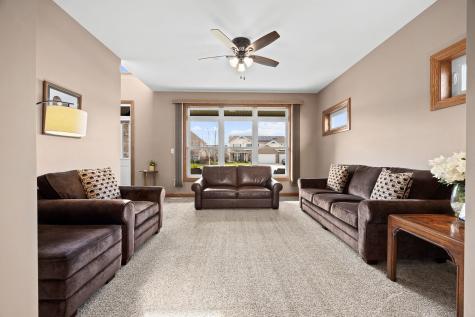 311 West Frontier Drive Minooka IL 60447