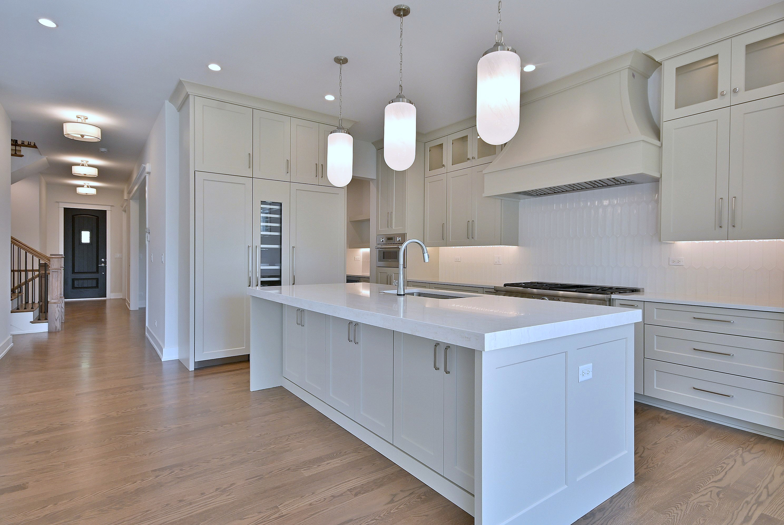 456 Elm Street Elmhurst IL 60126