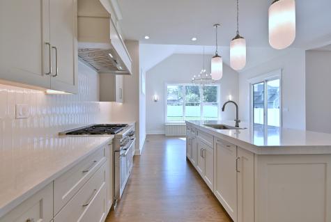 456 Elm Street Elmhurst IL 60126