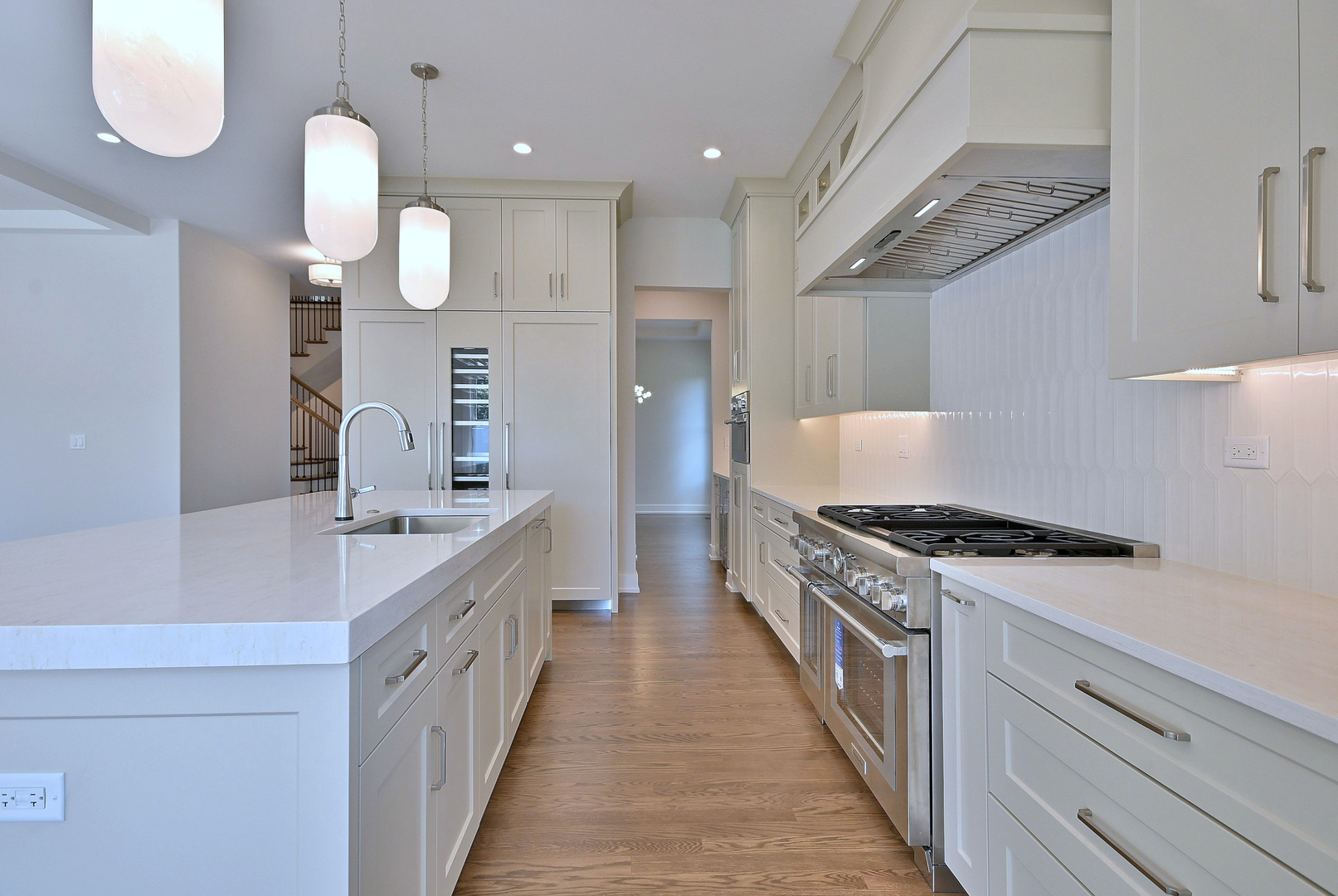 456 Elm Street Elmhurst IL 60126