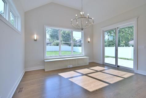 456 Elm Street Elmhurst IL 60126