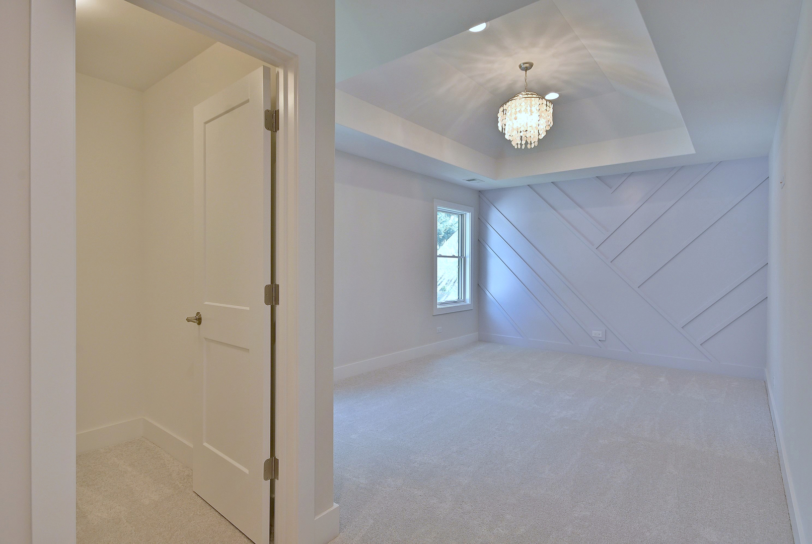 456 Elm Street Elmhurst IL 60126