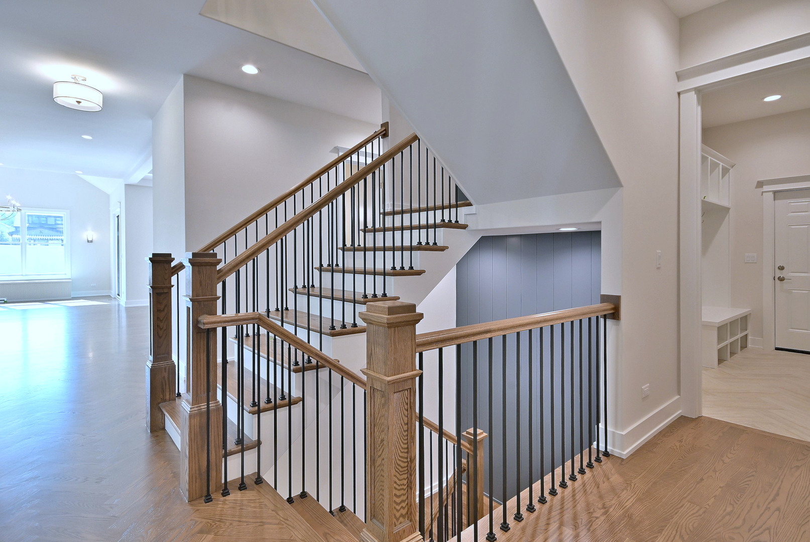 456 Elm Street Elmhurst IL 60126