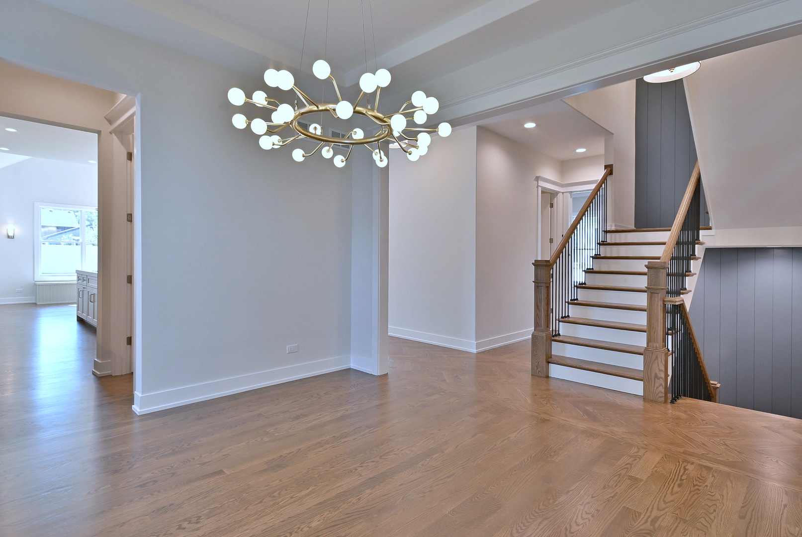 456 Elm Street Elmhurst IL 60126