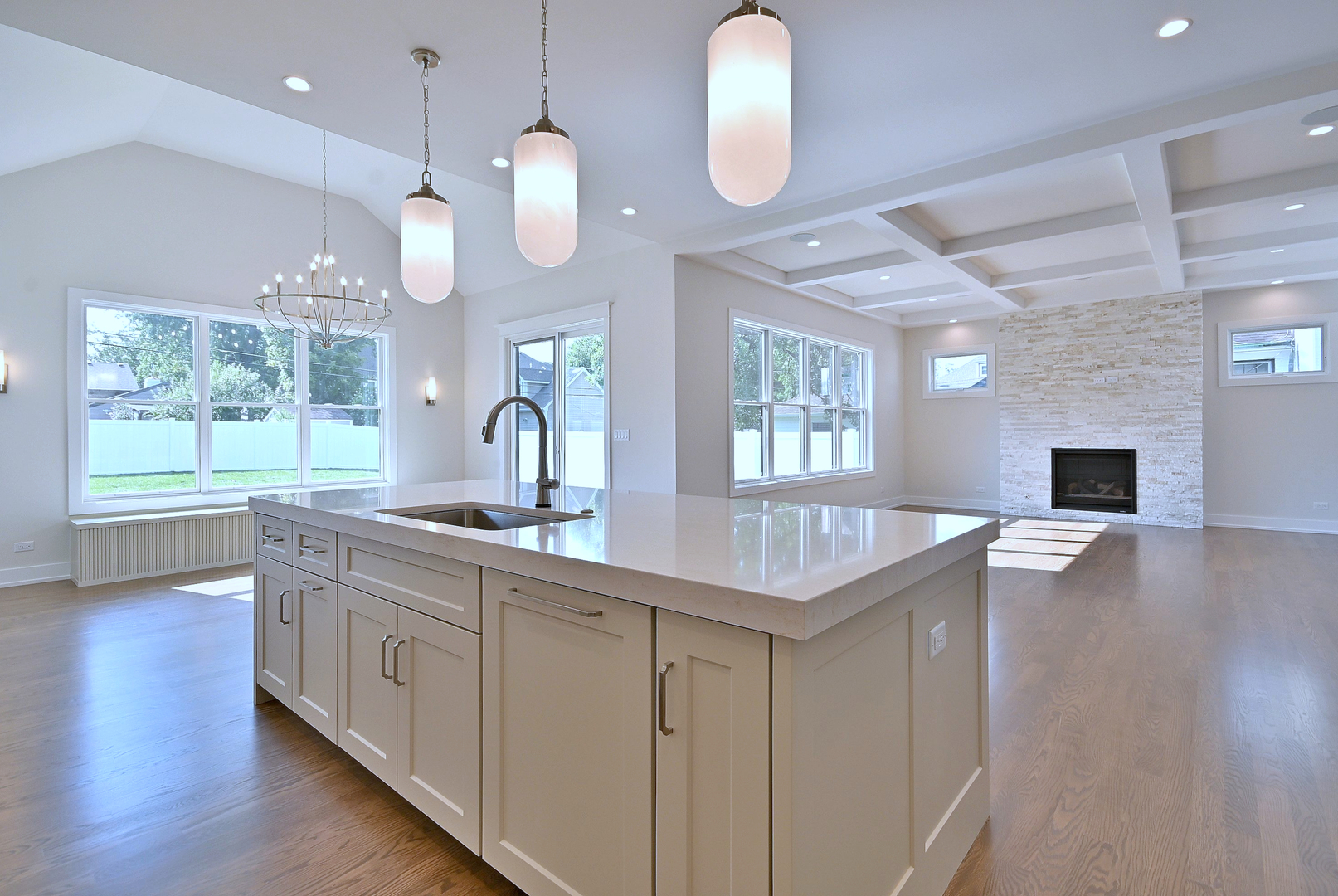 456 Elm Street Elmhurst IL 60126