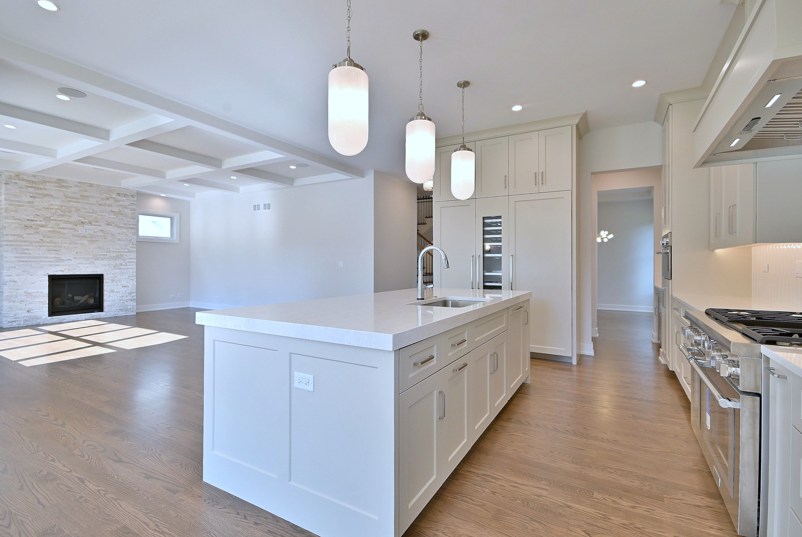 456 Elm Street Elmhurst IL 60126