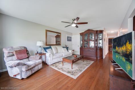 29 W. 31ST Place Steger IL 60475