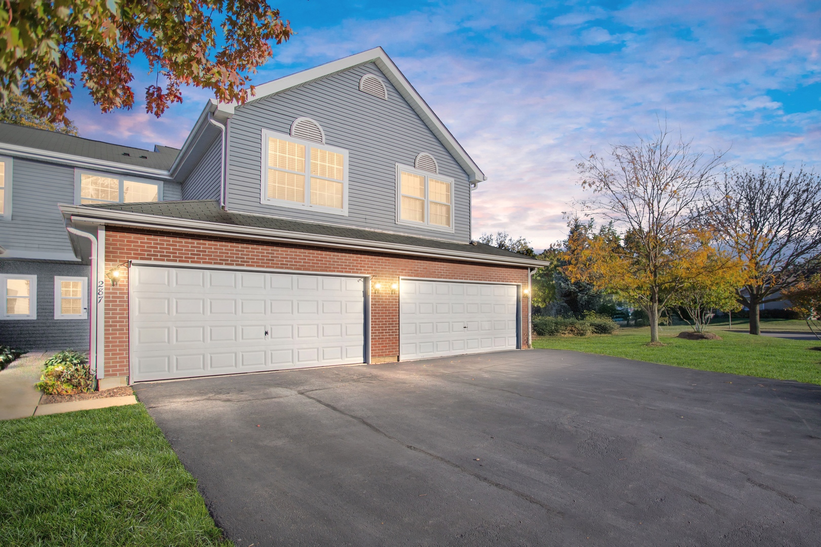 287 Grandview Court Algonquin IL 60102