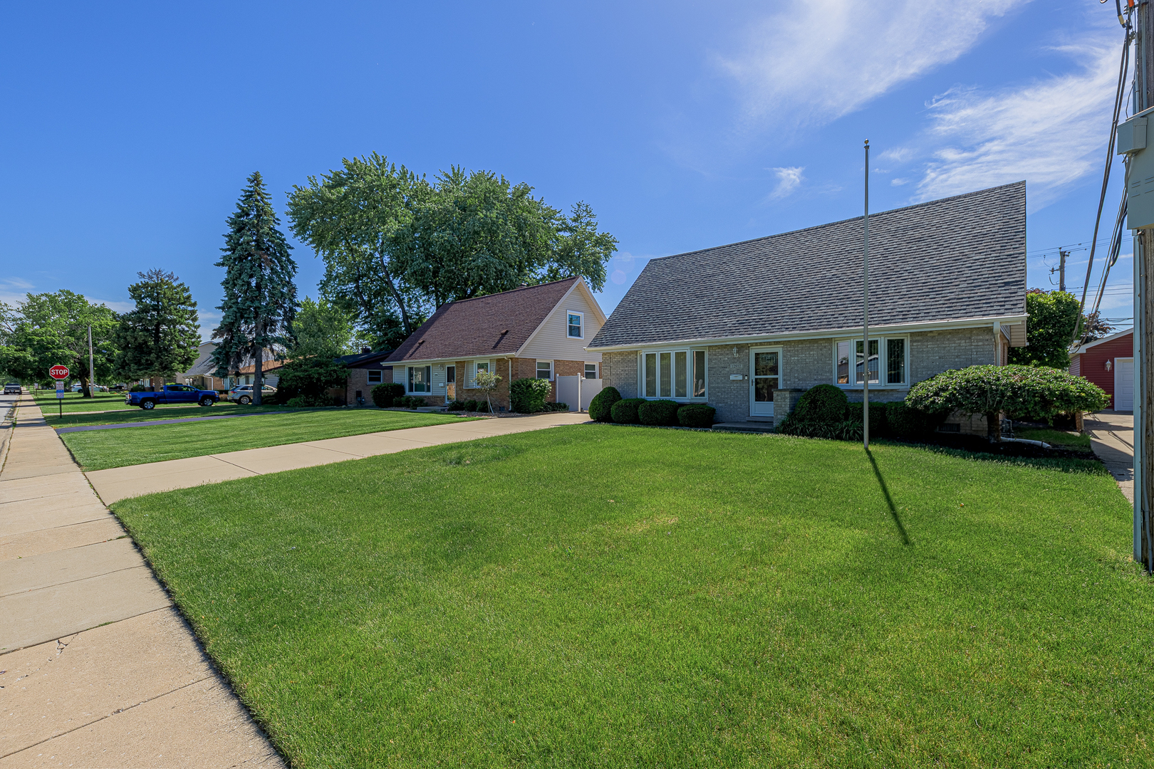 12912 West Playfield Drive Crestwood IL 60418
