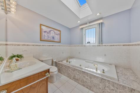 12912 West Playfield Drive Crestwood IL 60418