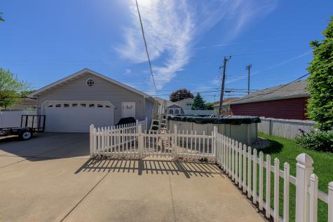 12912 West Playfield Drive Crestwood IL 60418