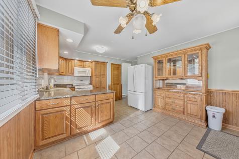 12912 West Playfield Drive Crestwood IL 60418