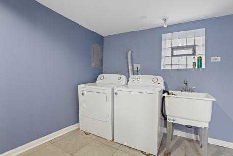 8810 South Racine Avenue Chicago IL 60620