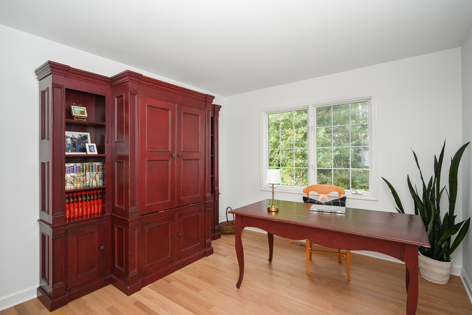 476 Longfellow Avenue Glen Ellyn IL 60137