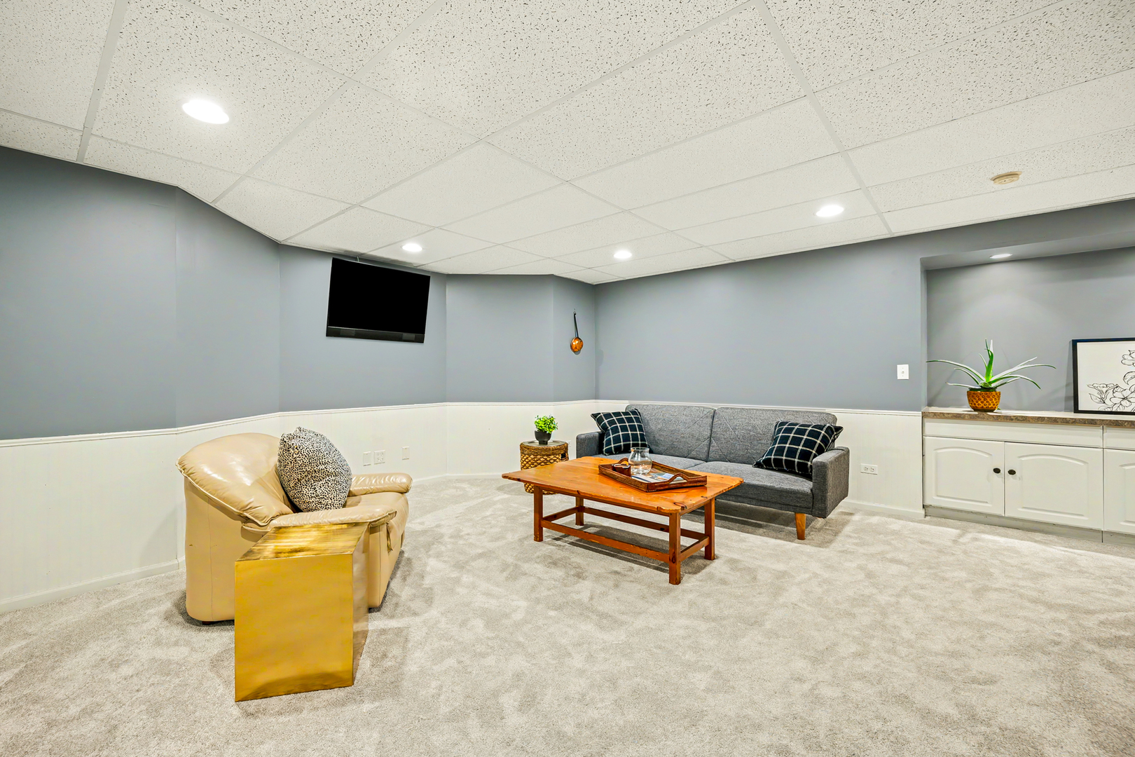 476 Longfellow Avenue Glen Ellyn IL 60137
