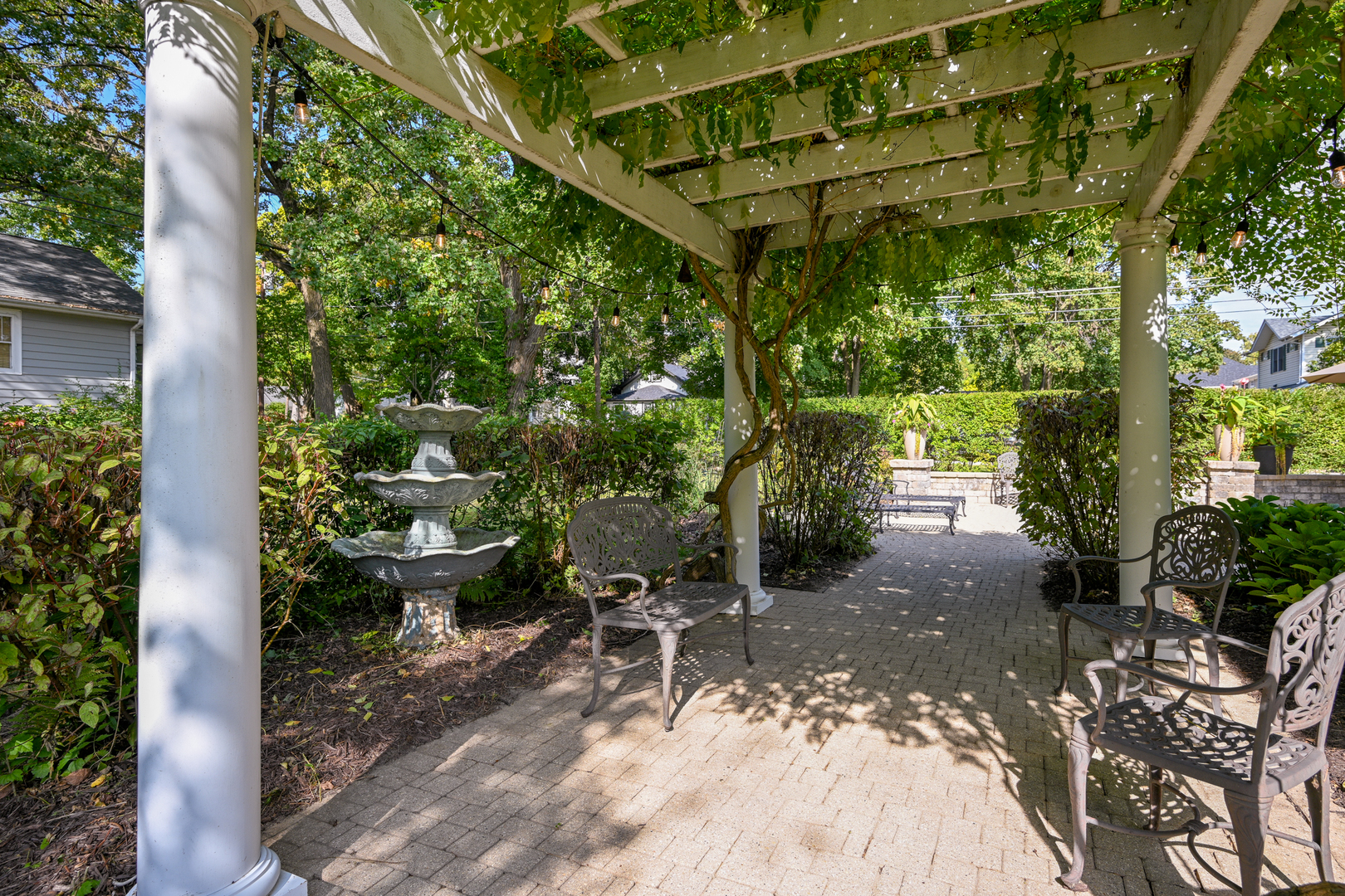 476 Longfellow Avenue Glen Ellyn IL 60137