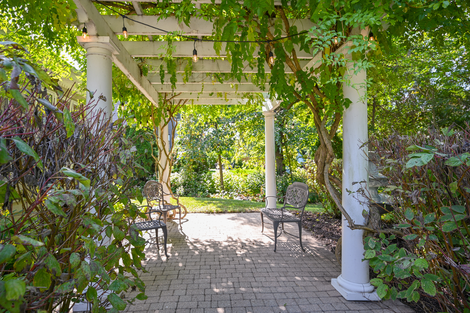 476 Longfellow Avenue Glen Ellyn IL 60137