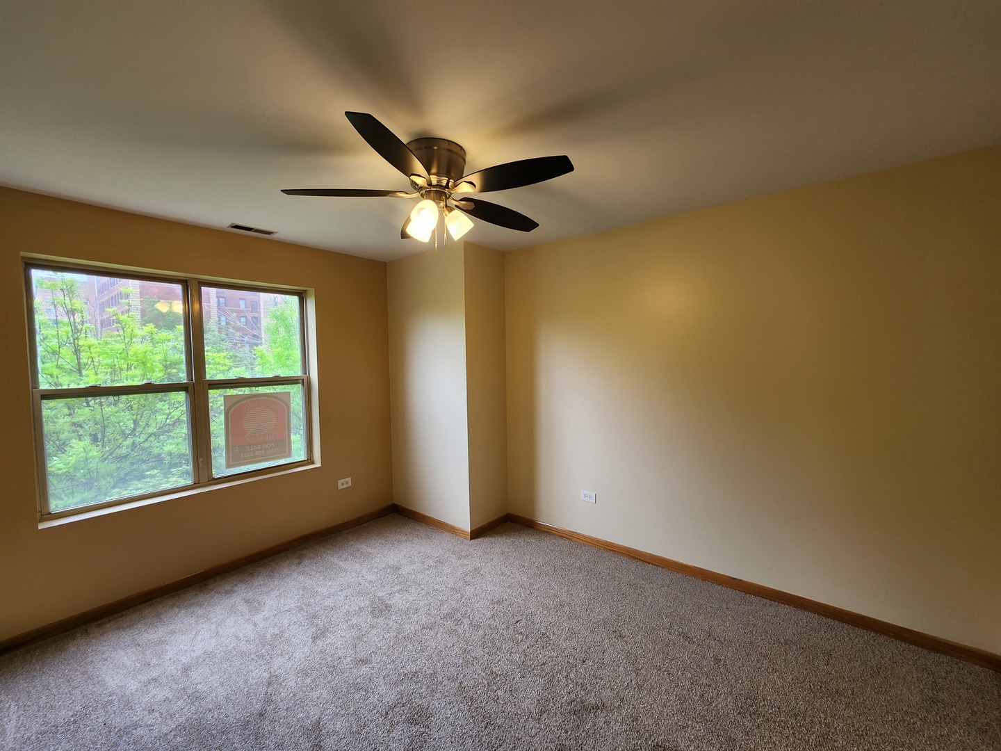 2363 East 70th Place Chicago IL 60649