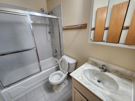 2363 East 70th Place Chicago IL 60649