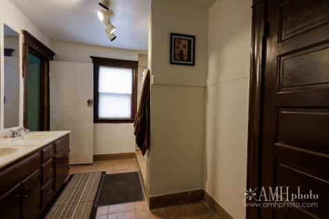 139 South Greenwood Avenue Kankakee IL 60901
