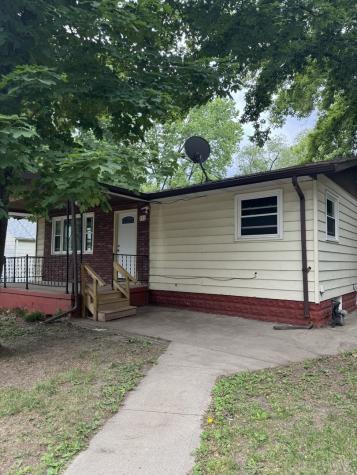 513 Griswold Avenue Sterling IL 61081