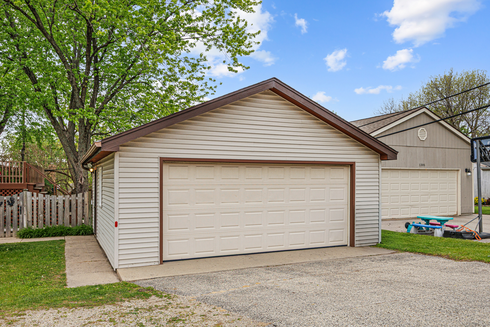 26 Miller Road Lake In The Hills IL 60156