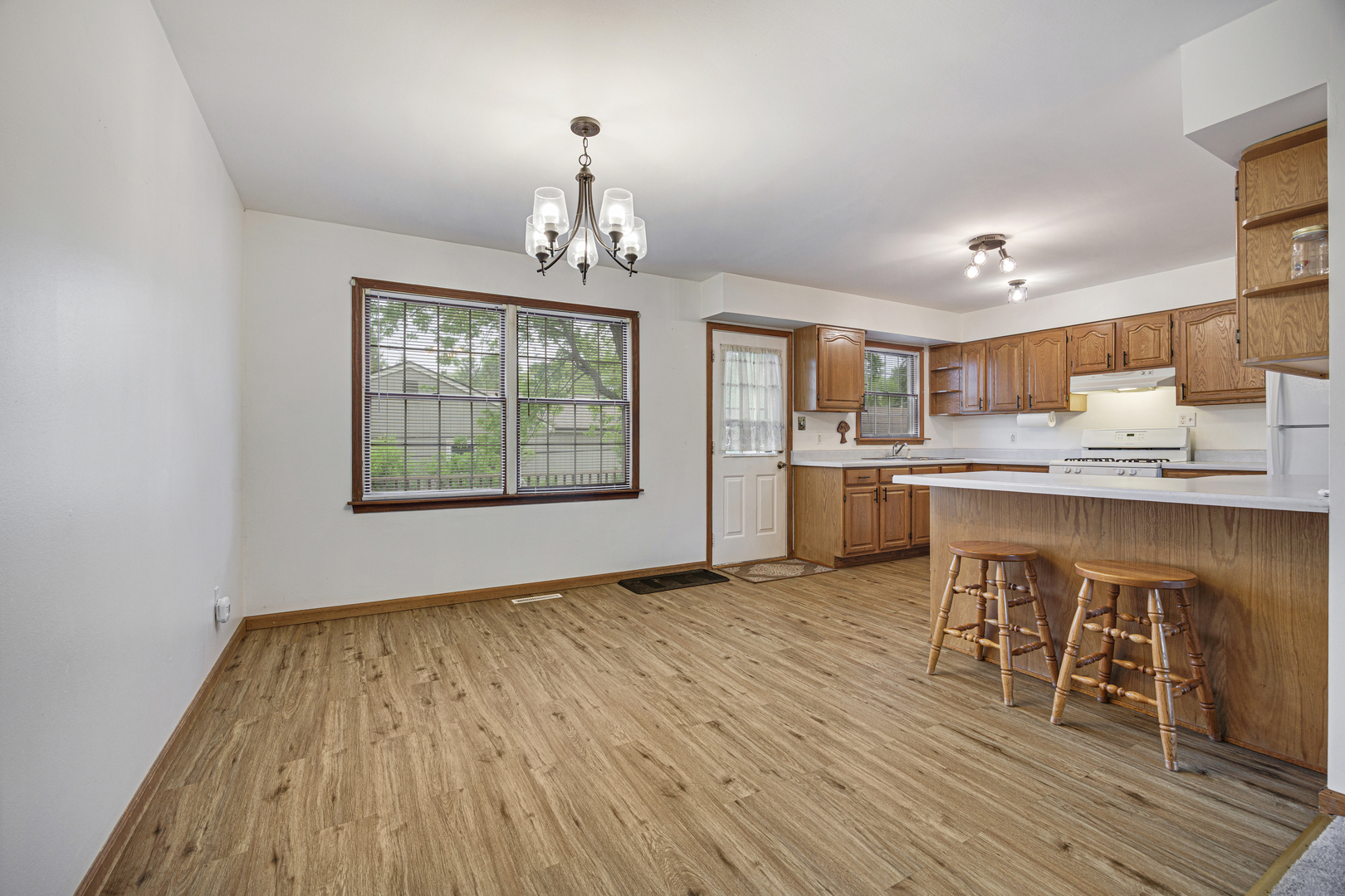 26 Miller Road Lake In The Hills IL 60156