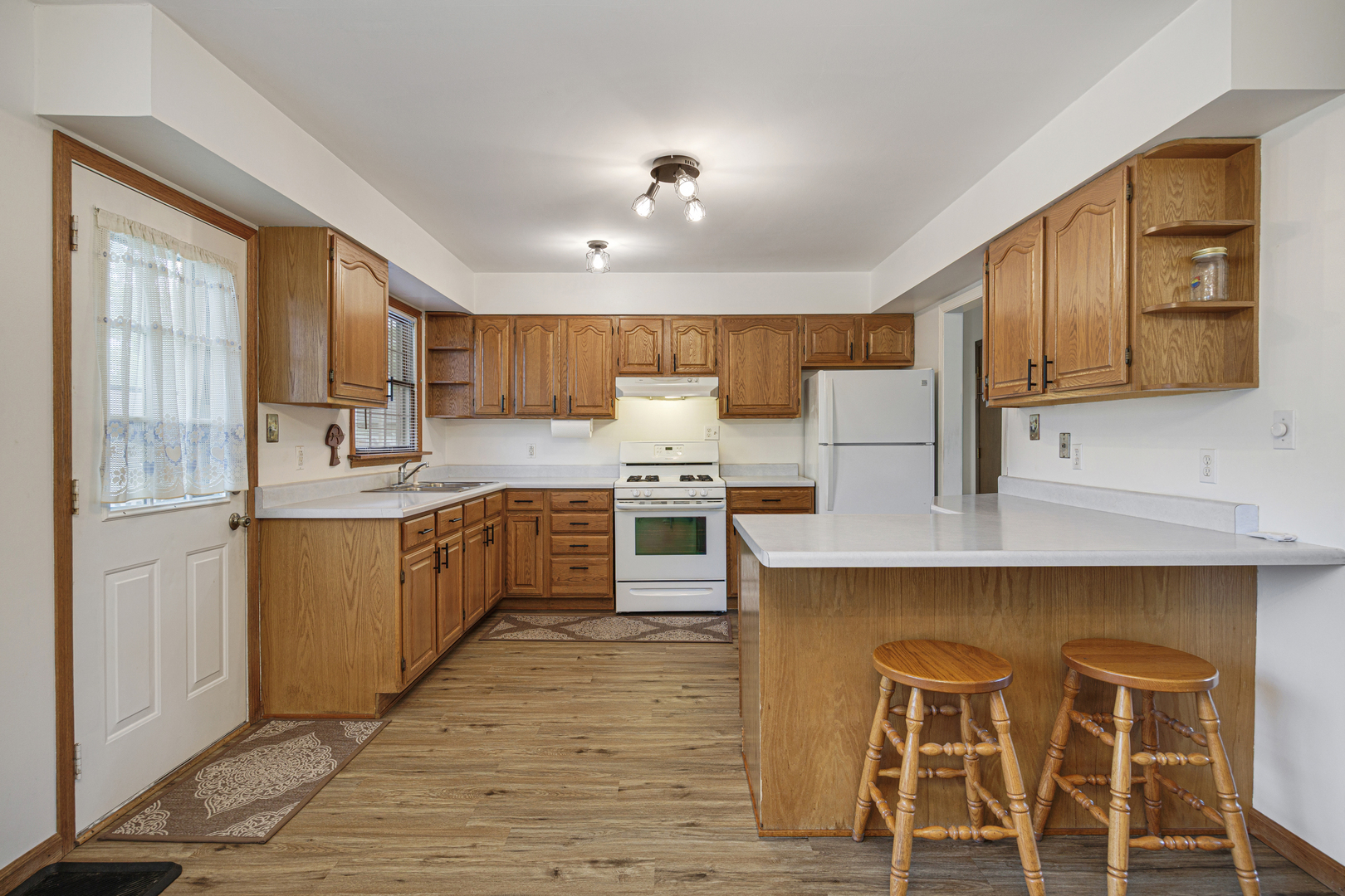 26 Miller Road Lake In The Hills IL 60156